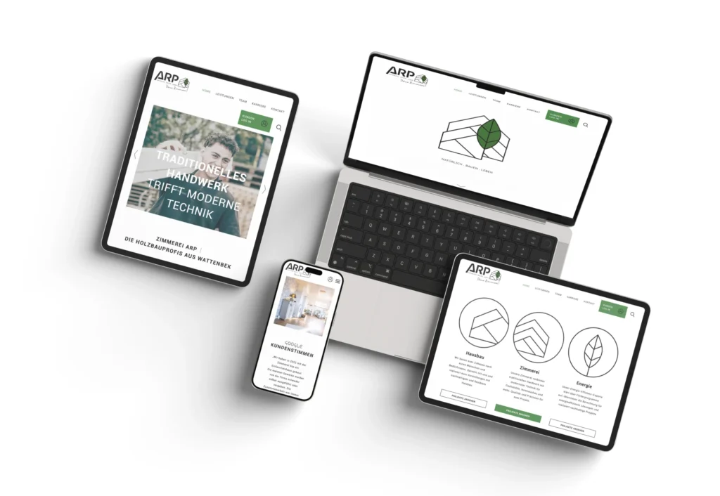 Mockup verschiedener Endgeräte (MacBook, iPad, iPhone) mit der Website der Zimmerei Arp abgebildet.